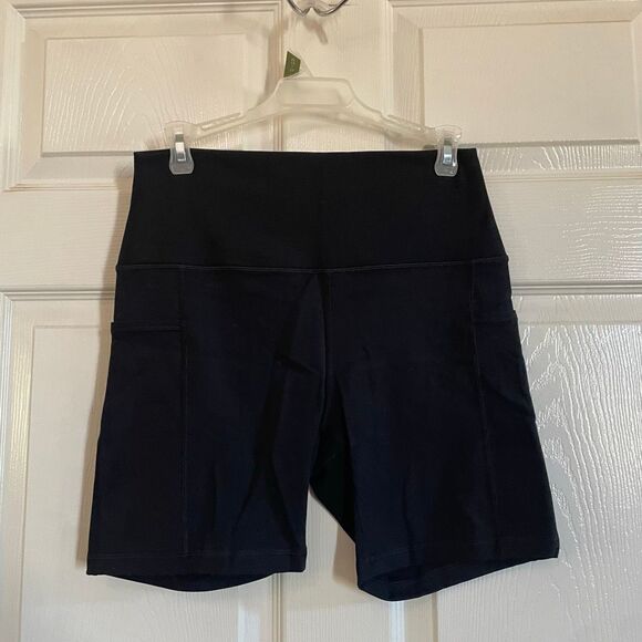 HeyNuts Large Pro Biker Shorts High Waisted with Pockets - Picture 2 of 6
